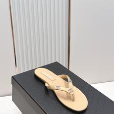 Chanel 香奈儿 2026夏季新款老夹趾人字拖鞋系列 休闲沙滩夹脚凉拖鞋小香夏日系列,设计简约大方, Chanel 香奈儿 2026夏季新款老夹趾人字拖鞋系列 休闲沙滩夹脚凉拖鞋小香夏日系列,设计简约大方,