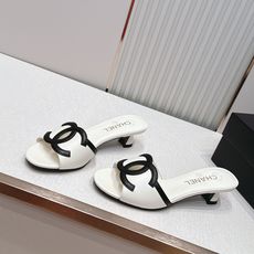 CHANEL||小香𝟐𝟎𝟐𝟔𝐬春夏双𝐂大𝐥𝐨𝐠𝐨小猫跟拖鞋/密儿凉鞋 代购品质~出入𝐙𝐆无压力双𝐂 CHANEL||小香𝟐𝟎𝟐𝟔𝐬春夏双𝐂大𝐥𝐨𝐠𝐨小猫跟拖鞋/密儿凉鞋 代购品质~出入𝐙𝐆无压力双𝐂