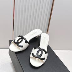 CHANEL||小香𝟐𝟎𝟐𝟔𝐬春夏双𝐂大𝐥𝐨𝐠𝐨小猫跟拖鞋/密儿凉鞋 代购品质~出入𝐙𝐆无压力双𝐂 CHANEL||小香𝟐𝟎𝟐𝟔𝐬春夏双𝐂大𝐥𝐨𝐠𝐨小猫跟拖鞋/密儿凉鞋 代购品质~出入𝐙𝐆无压力双𝐂