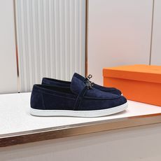 顶版 男士+10情侣款 Hermes 爱马仕2026 新款老钱风kelly扣休闲鞋工艺极致,同步专柜上新 顶版 男士+10情侣款 Hermes 爱马仕2026 新款老钱风kelly扣休闲鞋工艺极致,同步专柜上新