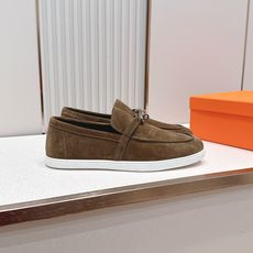 顶版 男士+10情侣款 Hermes 爱马仕2026 新款老钱风kelly扣休闲鞋工艺极致,同步专柜上新 顶版 男士+10情侣款 Hermes 爱马仕2026 新款老钱风kelly扣休闲鞋工艺极致,同步专柜上新