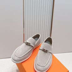 顶版 男士+10情侣款 Hermes 爱马仕2026 新款老钱风kelly扣休闲鞋工艺极致,同步专柜上新 顶版 男士+10情侣款 Hermes 爱马仕2026 新款老钱风kelly扣休闲鞋工艺极致,同步专柜上新