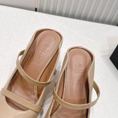 Malone Souliers 尖头高跟凉鞋 这鞋型绝了! 穿上就是腿精本精!设计感拉满~采用光滑牛皮, Malone Souliers 尖头高跟凉鞋 这鞋型绝了! 穿上就是腿精本精!设计感拉满~采用光滑牛皮,