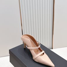 Malone Souliers 尖头高跟凉鞋 这鞋型绝了! 穿上就是腿精本精!设计感拉满~采用光滑牛皮, Malone Souliers 尖头高跟凉鞋 这鞋型绝了! 穿上就是腿精本精!设计感拉满~采用光滑牛皮,