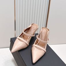Malone Souliers 尖头高跟凉鞋 这鞋型绝了! 穿上就是腿精本精!设计感拉满~采用光滑牛皮, Malone Souliers 尖头高跟凉鞋 这鞋型绝了! 穿上就是腿精本精!设计感拉满~采用光滑牛皮,