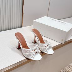 Malone Souliers 高跟蕾丝凉拖鞋经典蕾丝性感依然风韵犹存 真皮蝴蝶结 计,非常耐看极具风格 Malone Souliers 高跟蕾丝凉拖鞋经典蕾丝性感依然风韵犹存 真皮蝴蝶结 计,非常耐看极具风格