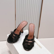 Malone Souliers 高跟蕾丝凉拖鞋经典蕾丝性感依然风韵犹存 真皮蝴蝶结 计,非常耐看极具风格 Malone Souliers 高跟蕾丝凉拖鞋经典蕾丝性感依然风韵犹存 真皮蝴蝶结 计,非常耐看极具风格