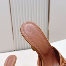 Malone Souliers 高跟蕾丝凉拖鞋经典蕾丝性感依然风韵犹存 真皮蝴蝶结 计,非常耐看极具风格 Malone Souliers 高跟蕾丝凉拖鞋经典蕾丝性感依然风韵犹存 真皮蝴蝶结 计,非常耐看极具风格