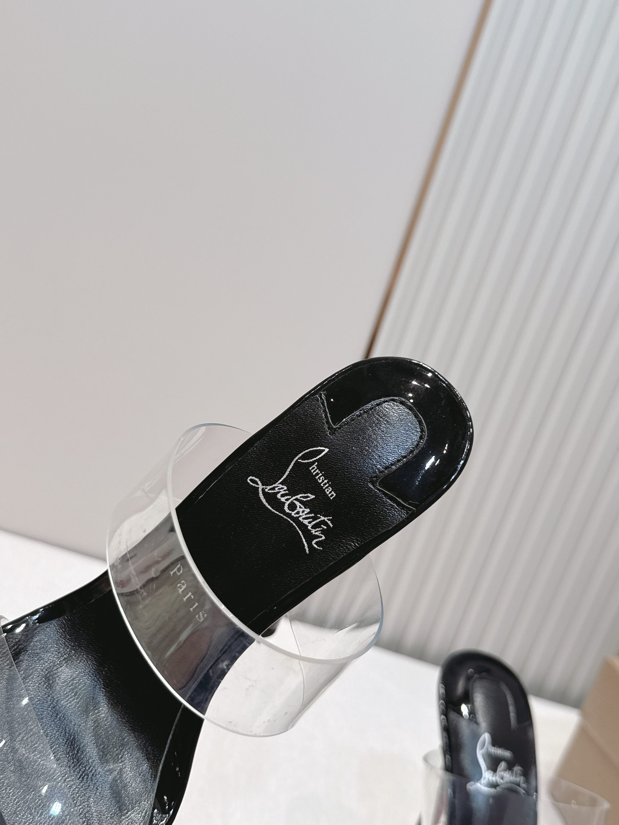 Christian louboutin26s夏季新款时装凉鞋 圆头水台高跟凉拖原单品质 🍃原汁原味的欧式 Christian louboutin26s夏季新款时装凉鞋 圆头水台高跟凉拖原单品质 🍃原汁原味的欧式