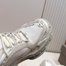 顶级版本 情侣款 Balenciaga 巴黎世家最新TriPleS.2运动鞋 众多明星网红种草 演 顶级版本 情侣款 Balenciaga 巴黎世家最新TriPleS.2运动鞋 众多明星网红种草 演