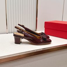Ferragamo 菲拉格慕26春夏新品蝴蝶结圆头粗跟后空凉鞋!经典万年不败款!标志性蝴蝶结布扣!粗跟 Ferragamo 菲拉格慕26春夏新品蝴蝶结圆头粗跟后空凉鞋!经典万年不败款!标志性蝴蝶结布扣!粗跟
