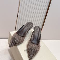Brunello Cucinelli 26ss女士镶珠装饰休闲穆勒拖鞋凉鞋 BC新款新品女士条纹麂皮穆勒 Brunello Cucinelli 26ss女士镶珠装饰休闲穆勒拖鞋凉鞋 BC新款新品女士条纹麂皮穆勒