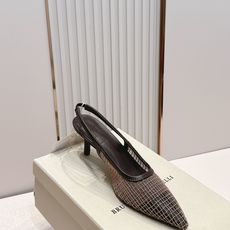 Brunello Cucinelli 26ss女士镶珠装饰休闲穆勒拖鞋凉鞋 BC新款新品女士条纹麂皮穆勒 Brunello Cucinelli 26ss女士镶珠装饰休闲穆勒拖鞋凉鞋 BC新款新品女士条纹麂皮穆勒