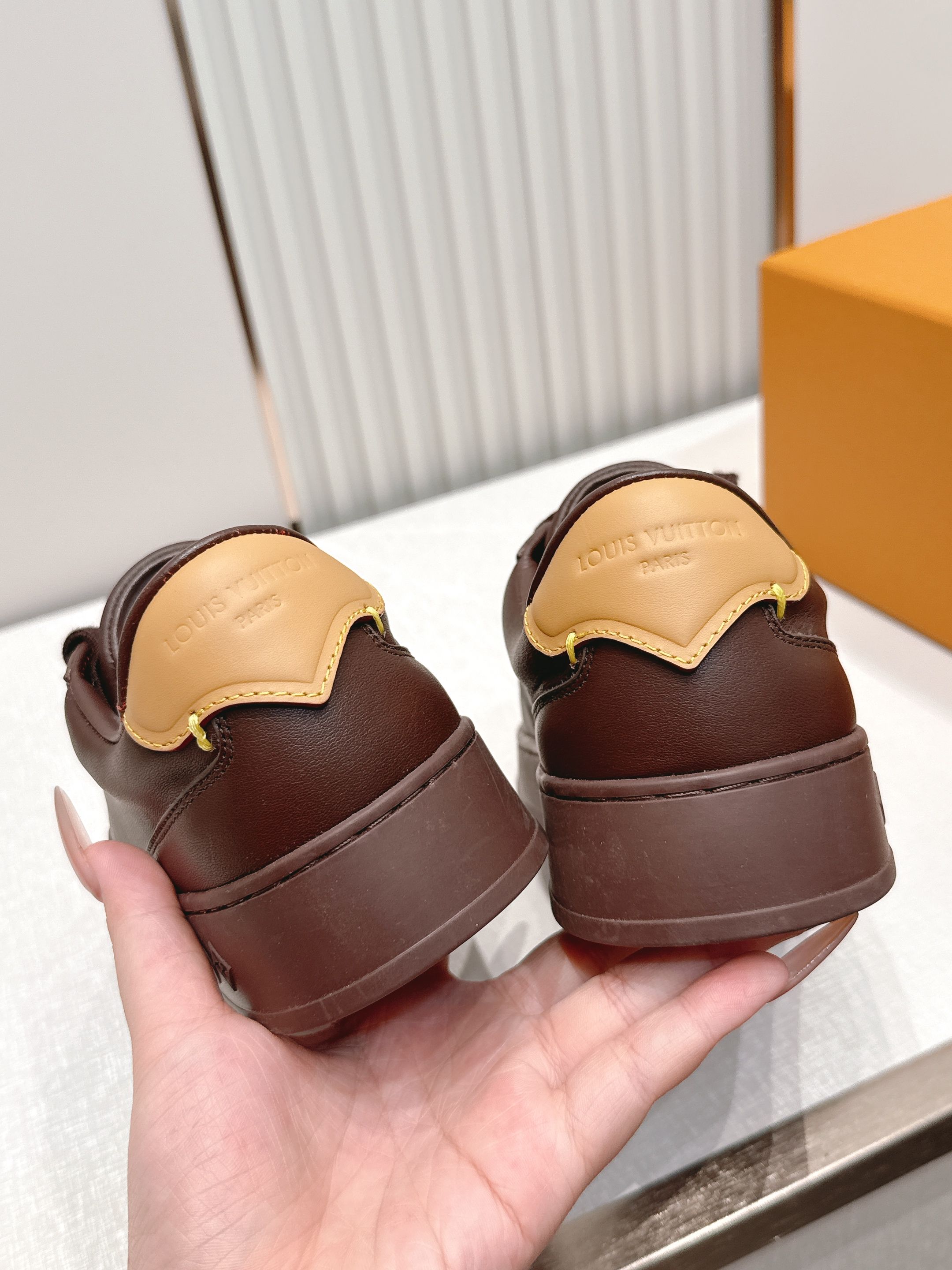 Louis Vuitton 26s新款厚底小白鞋 休闲鞋👟LV真皮小白鞋，选用优质牛皮，质感细腻耐用，内