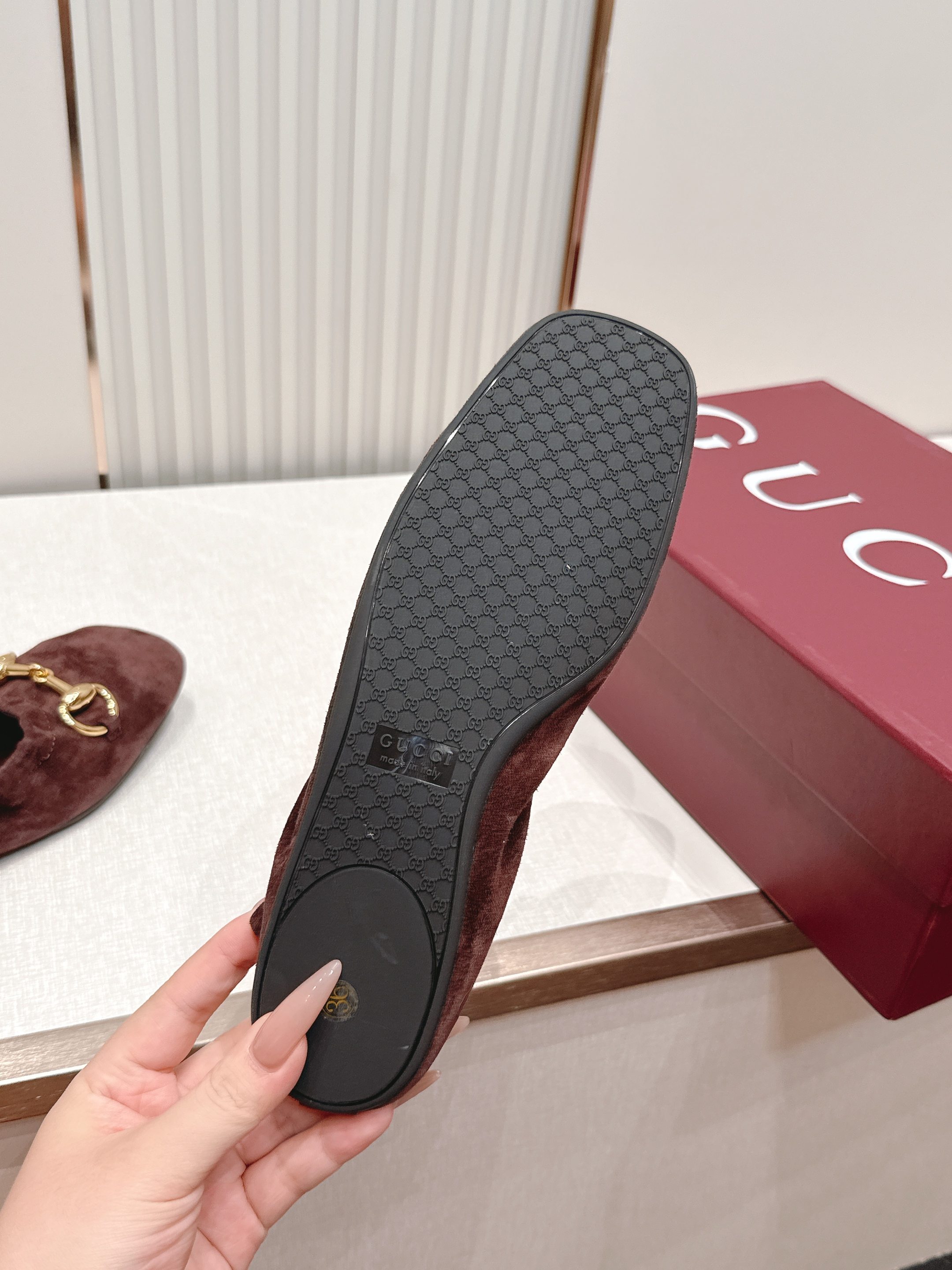 Gucci |  古驰  26𝐬𝐬 新款经典马衔扣奶奶鞋芭蕾舞鞋 高级感十足！国内外博主刷爆的一款,复古
