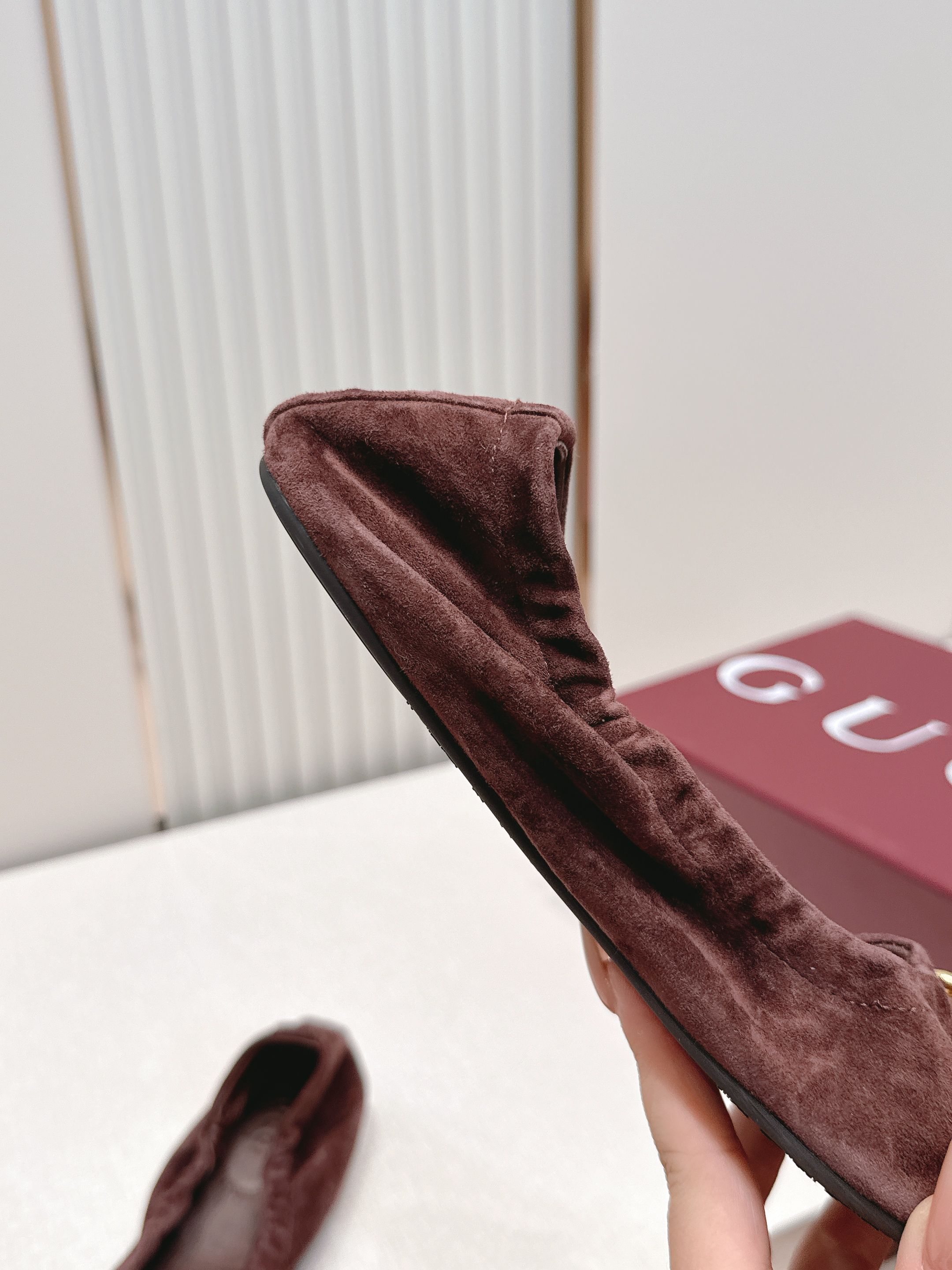 Gucci |  古驰  26𝐬𝐬 新款经典马衔扣奶奶鞋芭蕾舞鞋 高级感十足！国内外博主刷爆的一款,复古