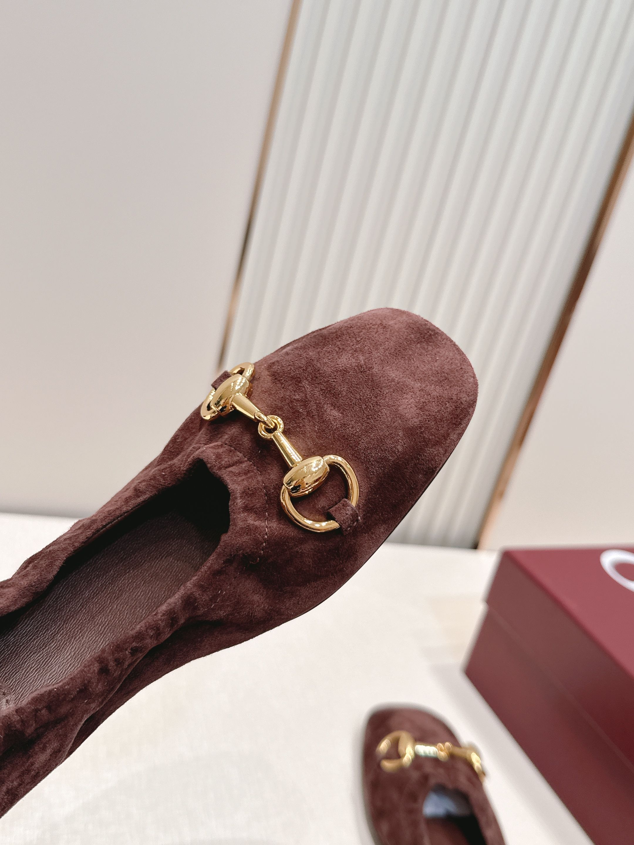 Gucci |  古驰  26𝐬𝐬 新款经典马衔扣奶奶鞋芭蕾舞鞋 高级感十足！国内外博主刷爆的一款,复古