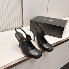 Chanel 香奈儿 新款高跟凉鞋单鞋 撞色拼接款复古千金风爆款,精致拼接设计搭配多色可选,轻奢显贵氛围 Chanel 香奈儿 新款高跟凉鞋单鞋 撞色拼接款复古千金风爆款,精致拼接设计搭配多色可选,轻奢显贵氛围