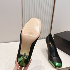 Chanel 香奈儿 新款高跟凉鞋单鞋 撞色拼接款复古千金风爆款,精致拼接设计搭配多色可选,轻奢显贵氛围 Chanel 香奈儿 新款高跟凉鞋单鞋 撞色拼接款复古千金风爆款,精致拼接设计搭配多色可选,轻奢显贵氛围