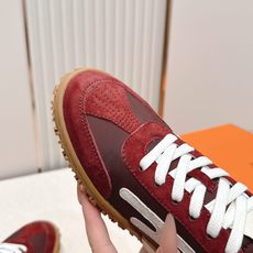 顶级版本Hermes 男士+10爱马仕 2026 新款Jet休闲运动鞋德训鞋 全色系!!!!工艺极致,同 顶级版本Hermes 男士+10爱马仕 2026 新款Jet休闲运动鞋德训鞋 全色系!!!!工艺极致,同