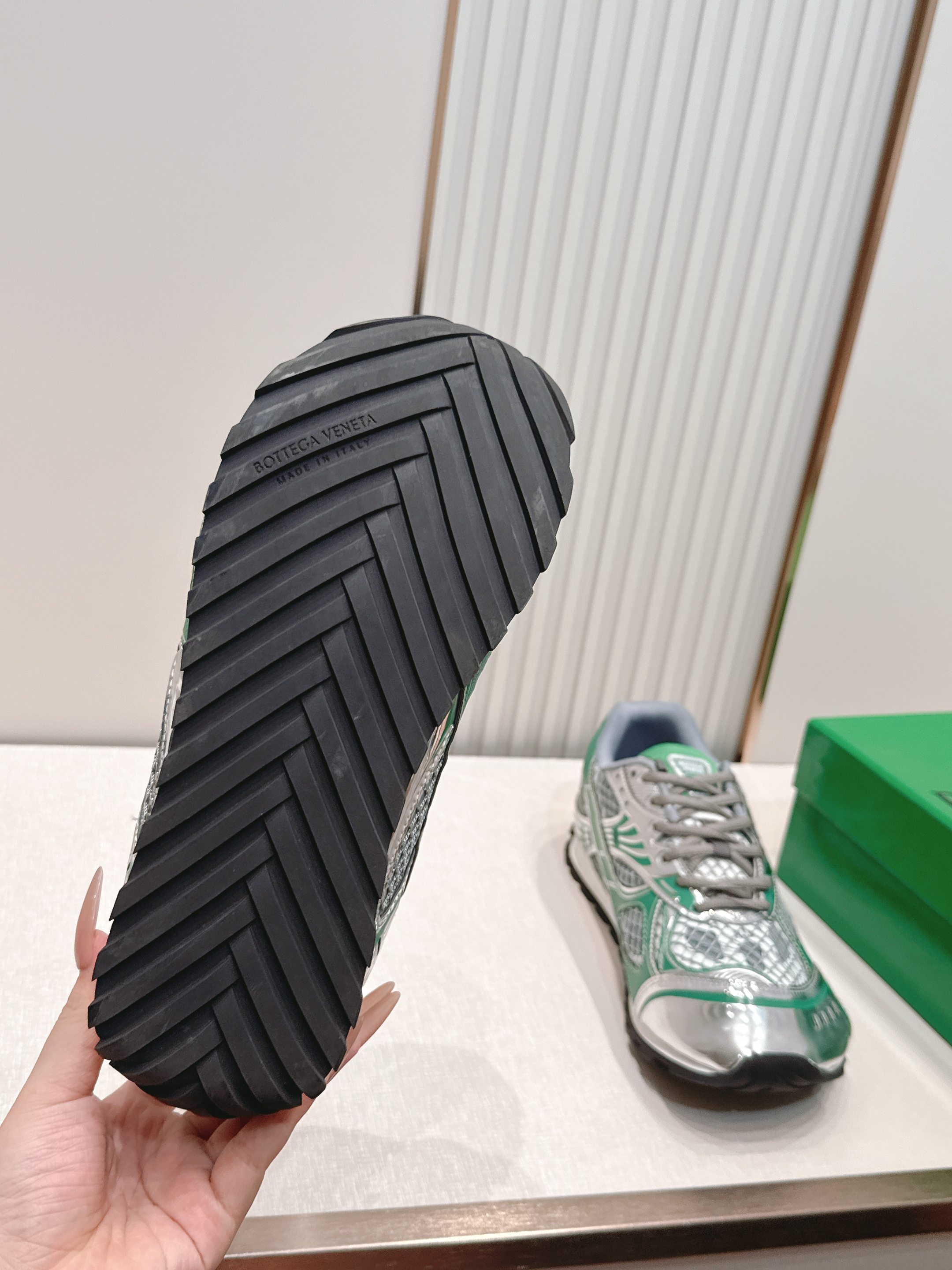 经典升级 加新色 全色系  情侣款  Bottega Veneta  BV Orbit设计师谢幕款 休闲