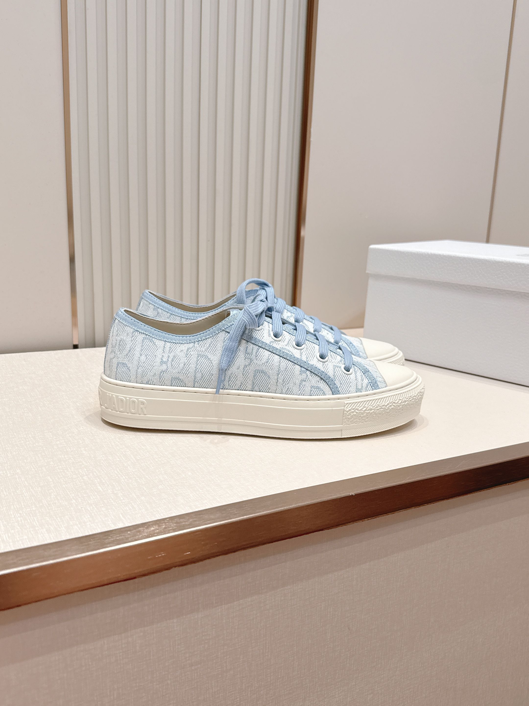 2026最新色系！ 顶级版本  Dior迪奥Walk'n系列 老花 刺绣 厚底帆布鞋 休闲鞋  全新升级