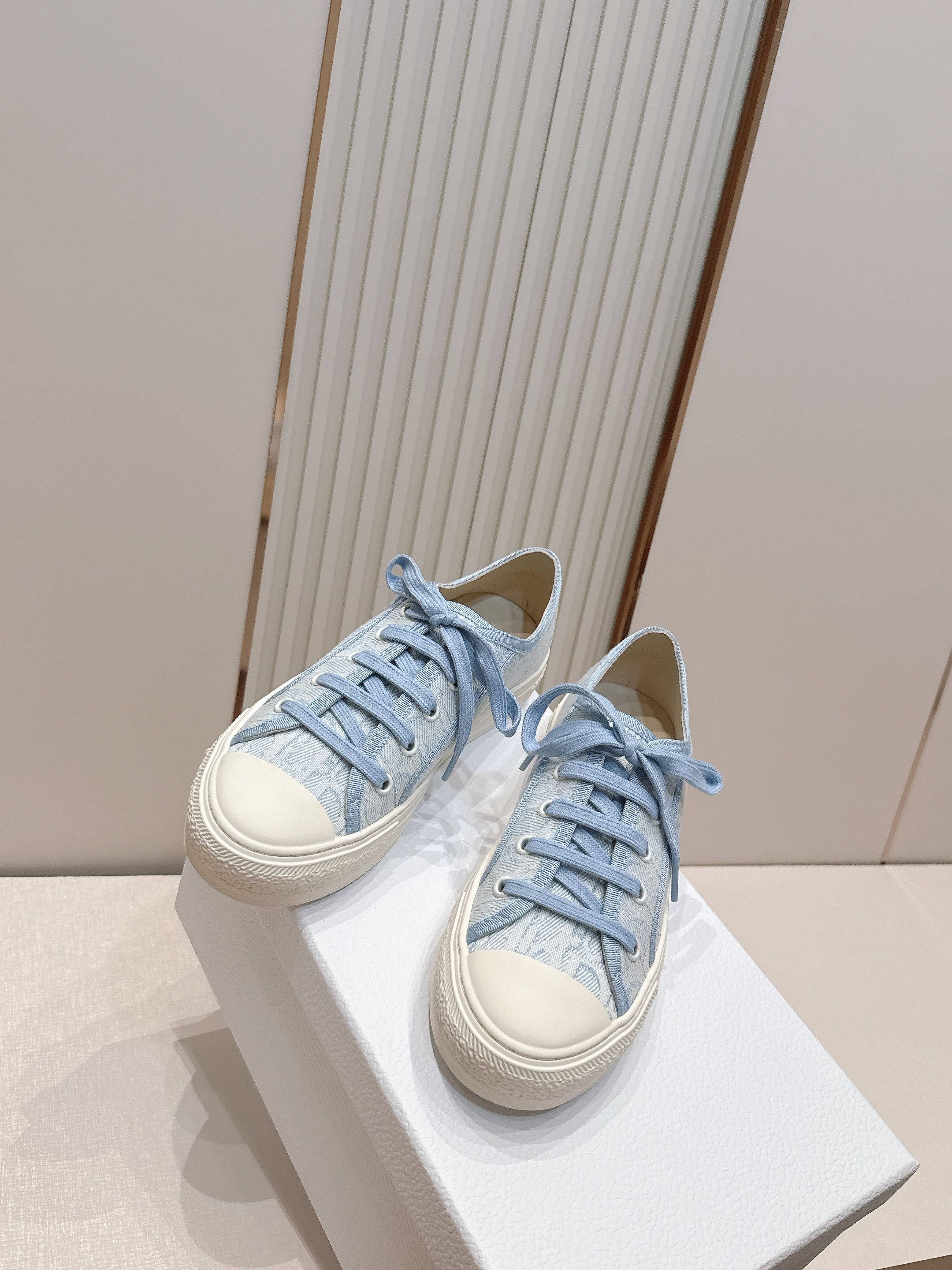 2026最新色系！ 顶级版本  Dior迪奥Walk'n系列 老花 刺绣 厚底帆布鞋 休闲鞋  全新升级