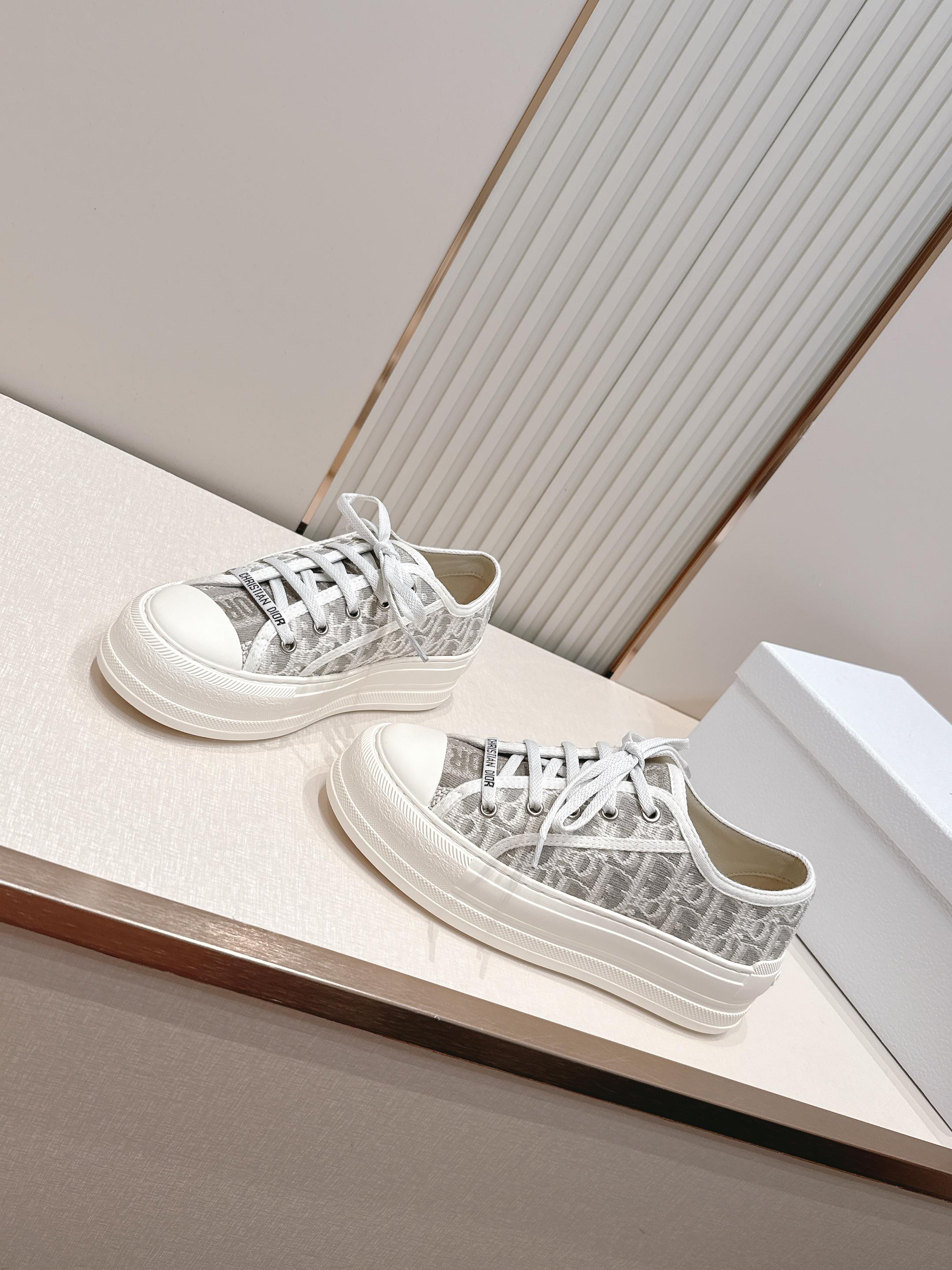 2026最新色系！ 顶级版本  Dior迪奥Walk'n系列 老花 刺绣 厚底帆布鞋 休闲鞋  全新升级