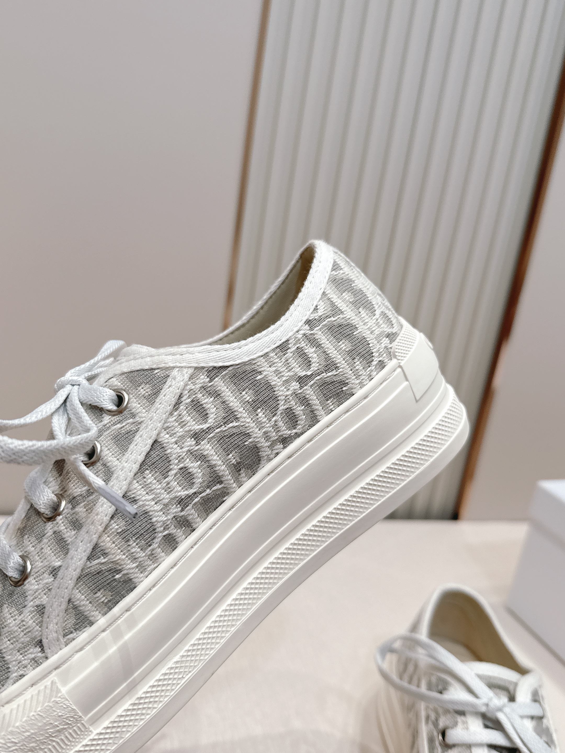 2026最新色系！ 顶级版本  Dior迪奥Walk'n系列 老花 刺绣 厚底帆布鞋 休闲鞋  全新升级