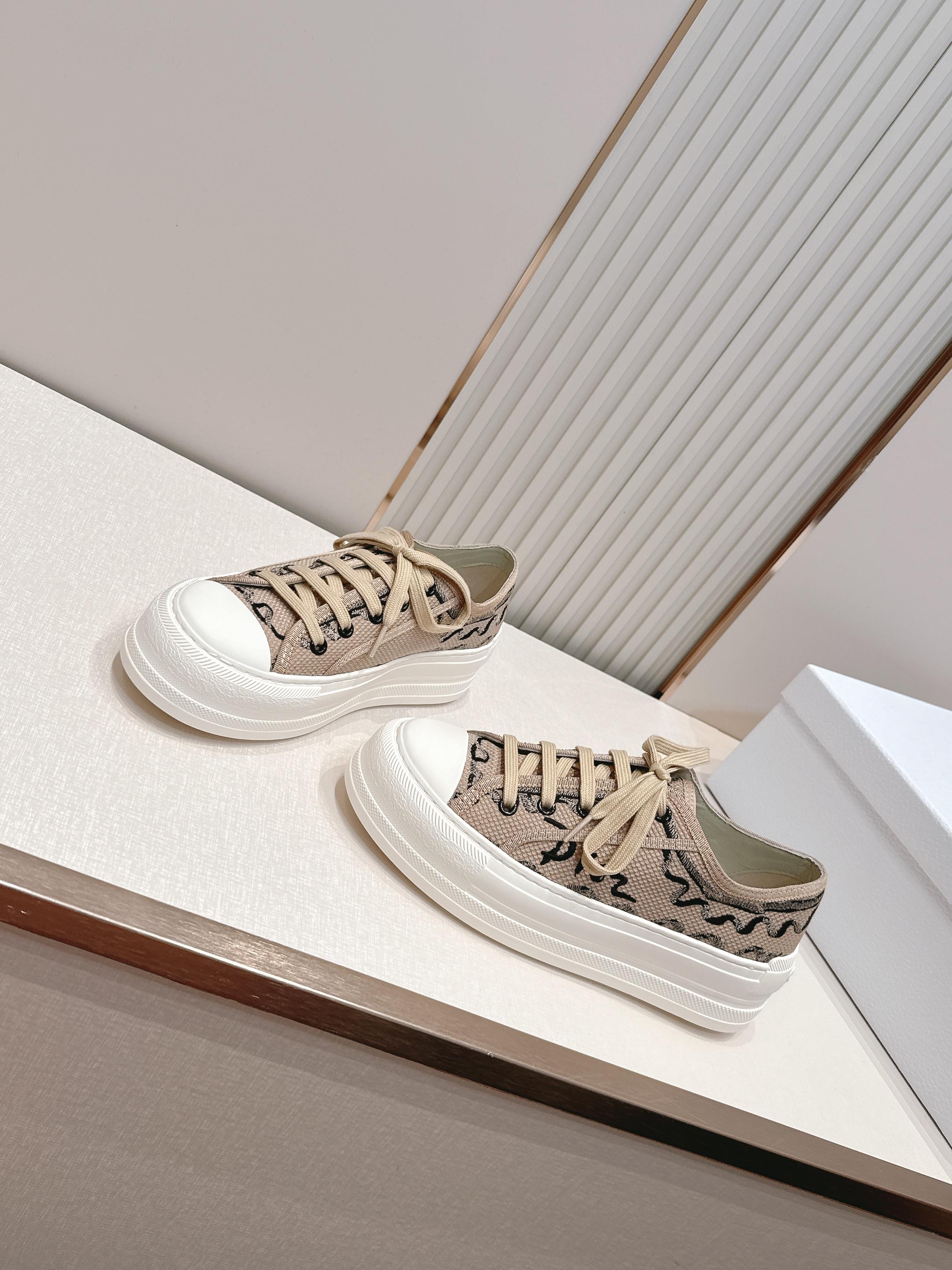 2026最新色系！ 顶级版本  Dior迪奥Walk'n系列 老花 刺绣 厚底帆布鞋 休闲鞋  全新升级
