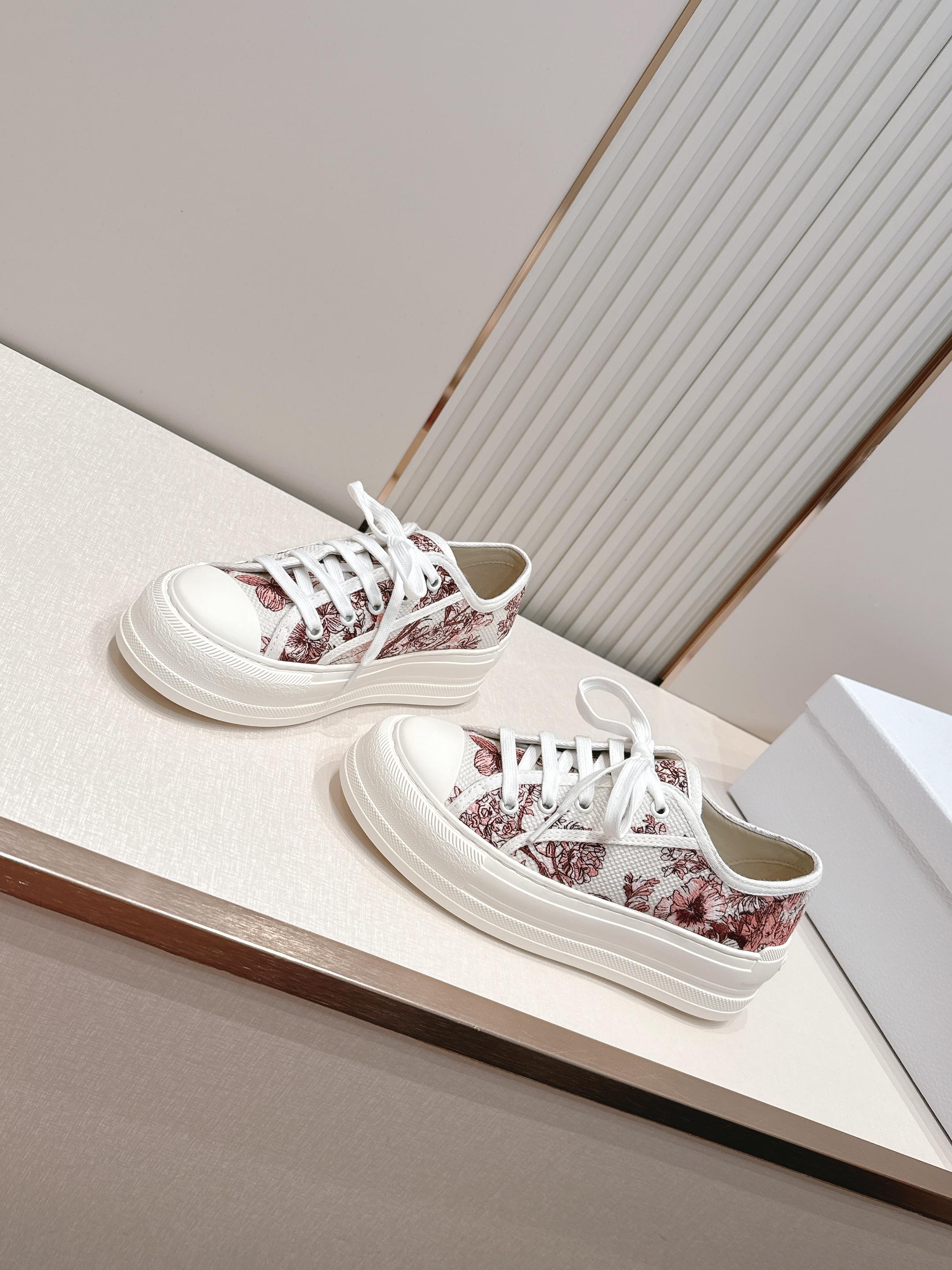 2026最新色系！ 顶级版本  Dior迪奥Walk'n系列 老花 刺绣 厚底帆布鞋 休闲鞋  全新升级