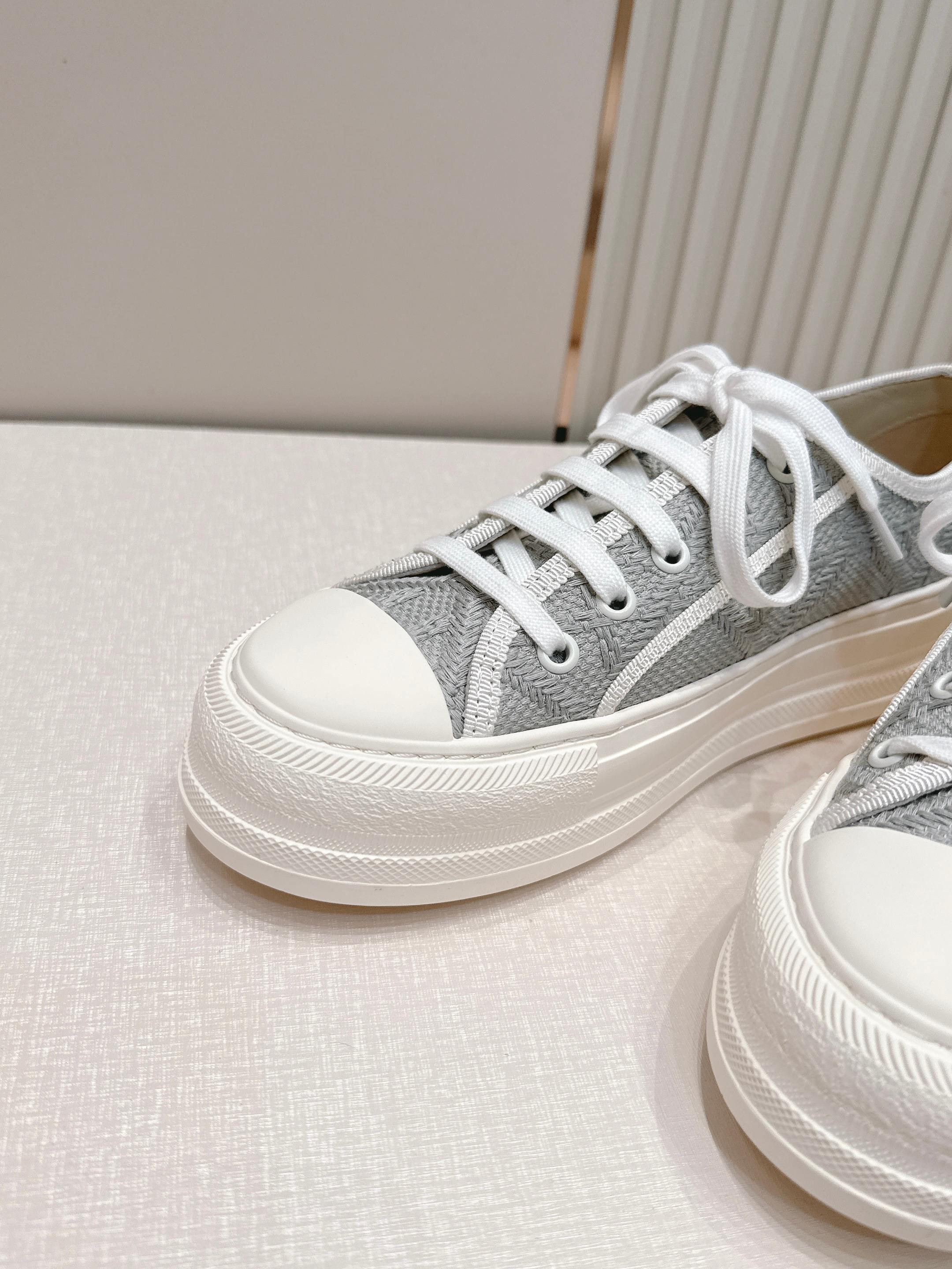 2026最新色系！ 顶级版本  Dior迪奥Walk'n系列 老花 刺绣 厚底帆布鞋 休闲鞋  全新升级