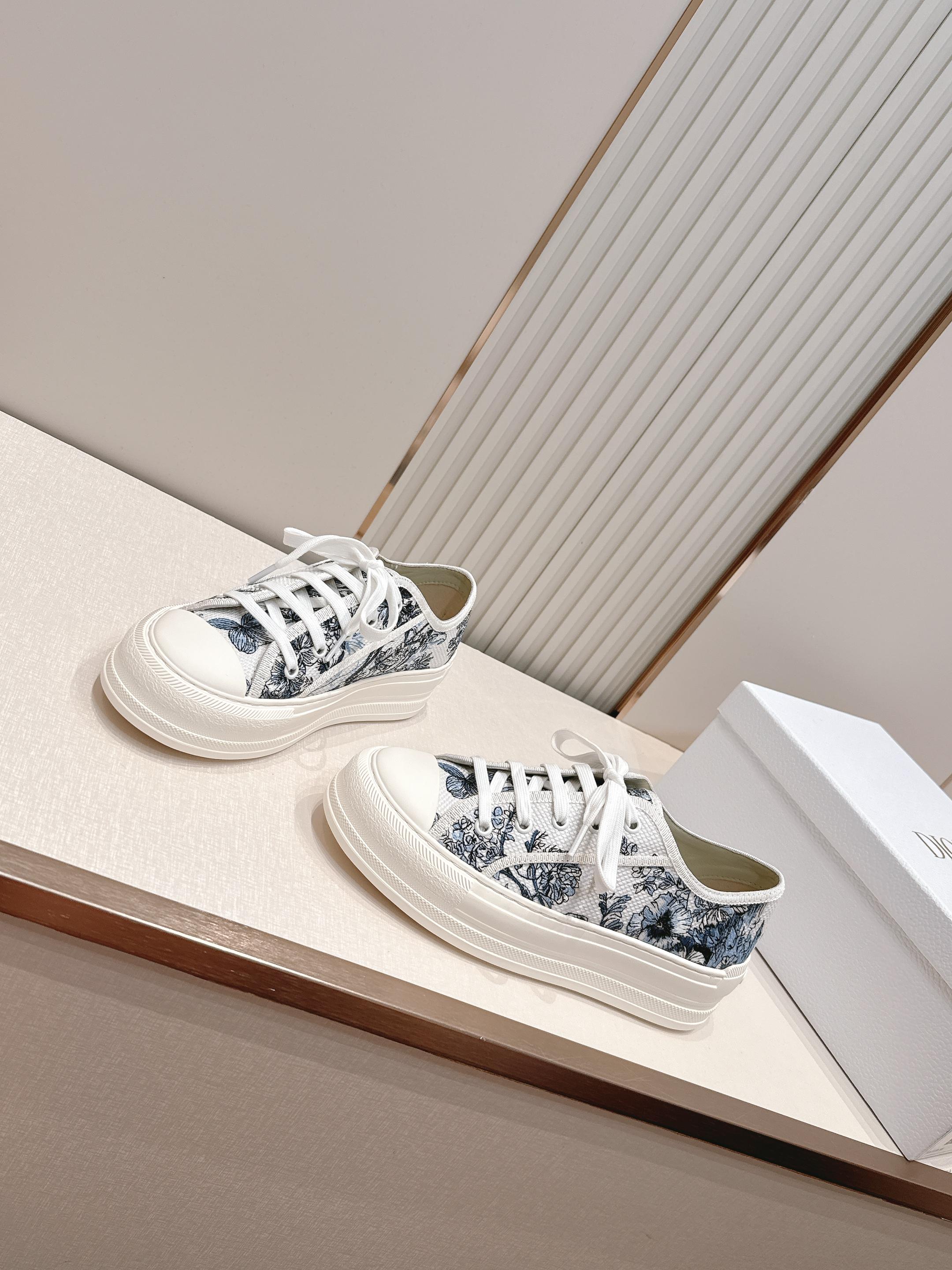 2026最新色系！ 顶级版本  Dior迪奥Walk'n系列 老花 刺绣 厚底帆布鞋 休闲鞋  全新升级