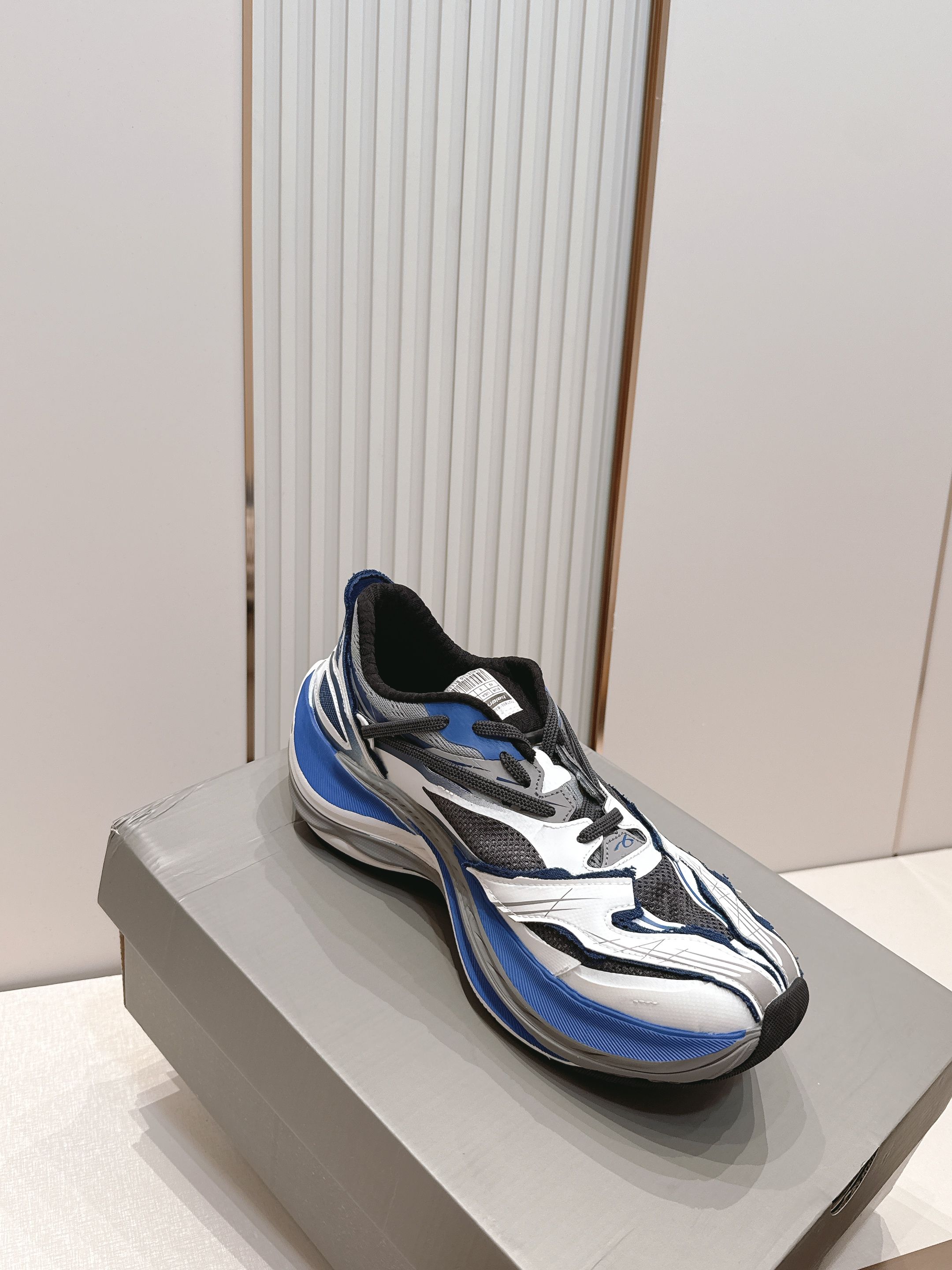 代购级 Balenciaga巴黎世家 26s 情侣厚底休闲鞋原版购入开发,一比一做货Balenciaga 代购级 Balenciaga巴黎世家 26s 情侣厚底休闲鞋原版购入开发,一比一做货Balenciaga