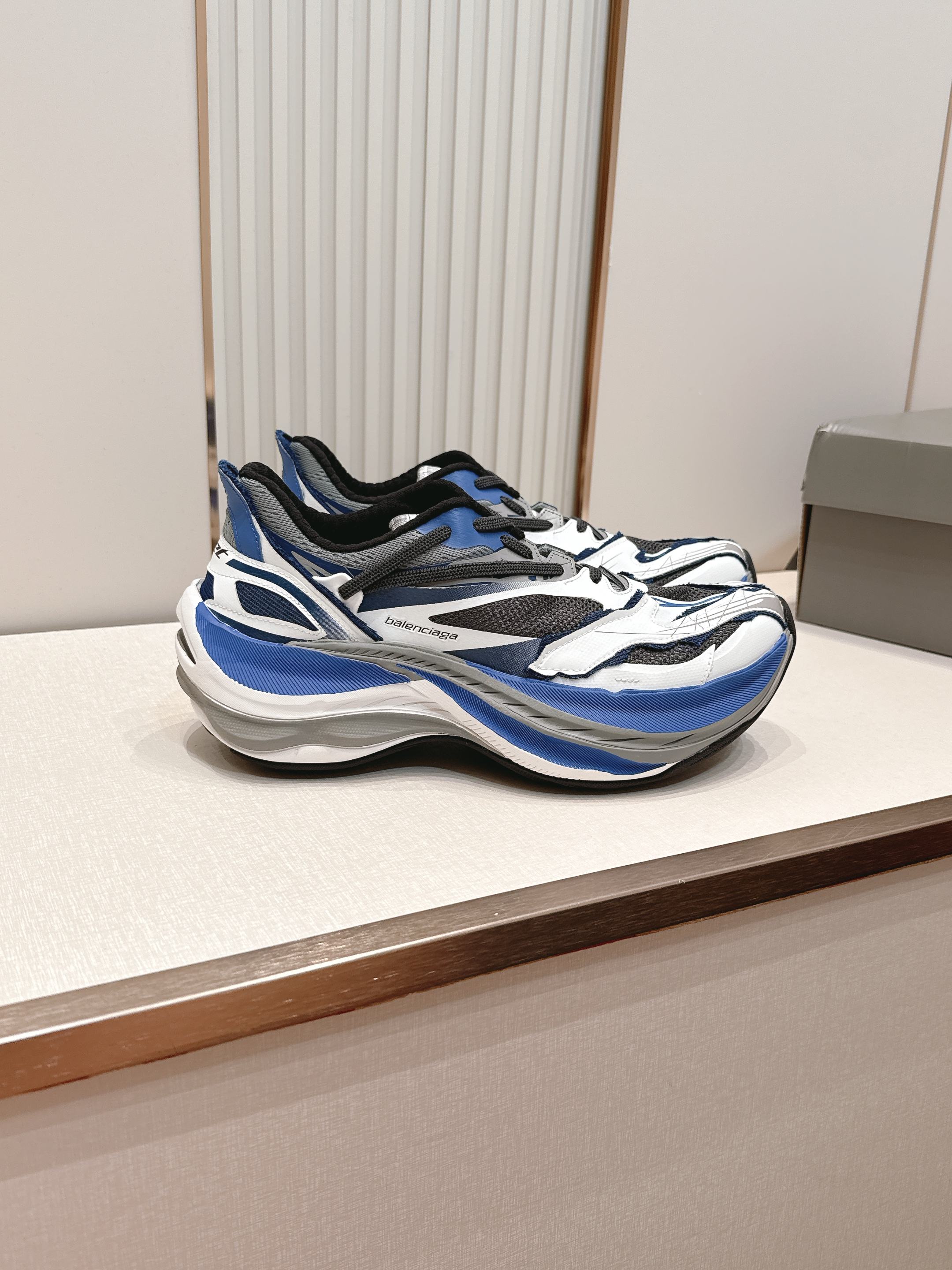 代购级 Balenciaga巴黎世家 26s 情侣厚底休闲鞋原版购入开发,一比一做货Balenciaga 代购级 Balenciaga巴黎世家 26s 情侣厚底休闲鞋原版购入开发,一比一做货Balenciaga