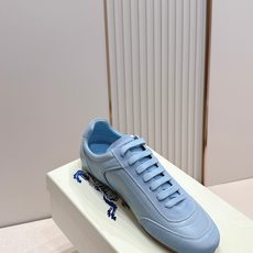 顶版 男士+10Burberry 巴宝莉 2026最新休闲 德训鞋 一款看着温柔又舒服的德训鞋继202 顶版 男士+10Burberry 巴宝莉 2026最新休闲 德训鞋 一款看着温柔又舒服的德训鞋继202