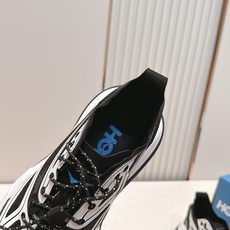 HOKA小众26vs春夏情侣爆款休闲系列……【情侣厚底休闲鞋】 💥 HOKA由设计师E HOKA小众26vs春夏情侣爆款休闲系列……【情侣厚底休闲鞋】 💥 HOKA由设计师E