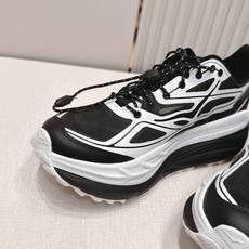 HOKA小众26vs春夏情侣爆款休闲系列……【情侣厚底休闲鞋】 💥 HOKA由设计师E HOKA小众26vs春夏情侣爆款休闲系列……【情侣厚底休闲鞋】 💥 HOKA由设计师E