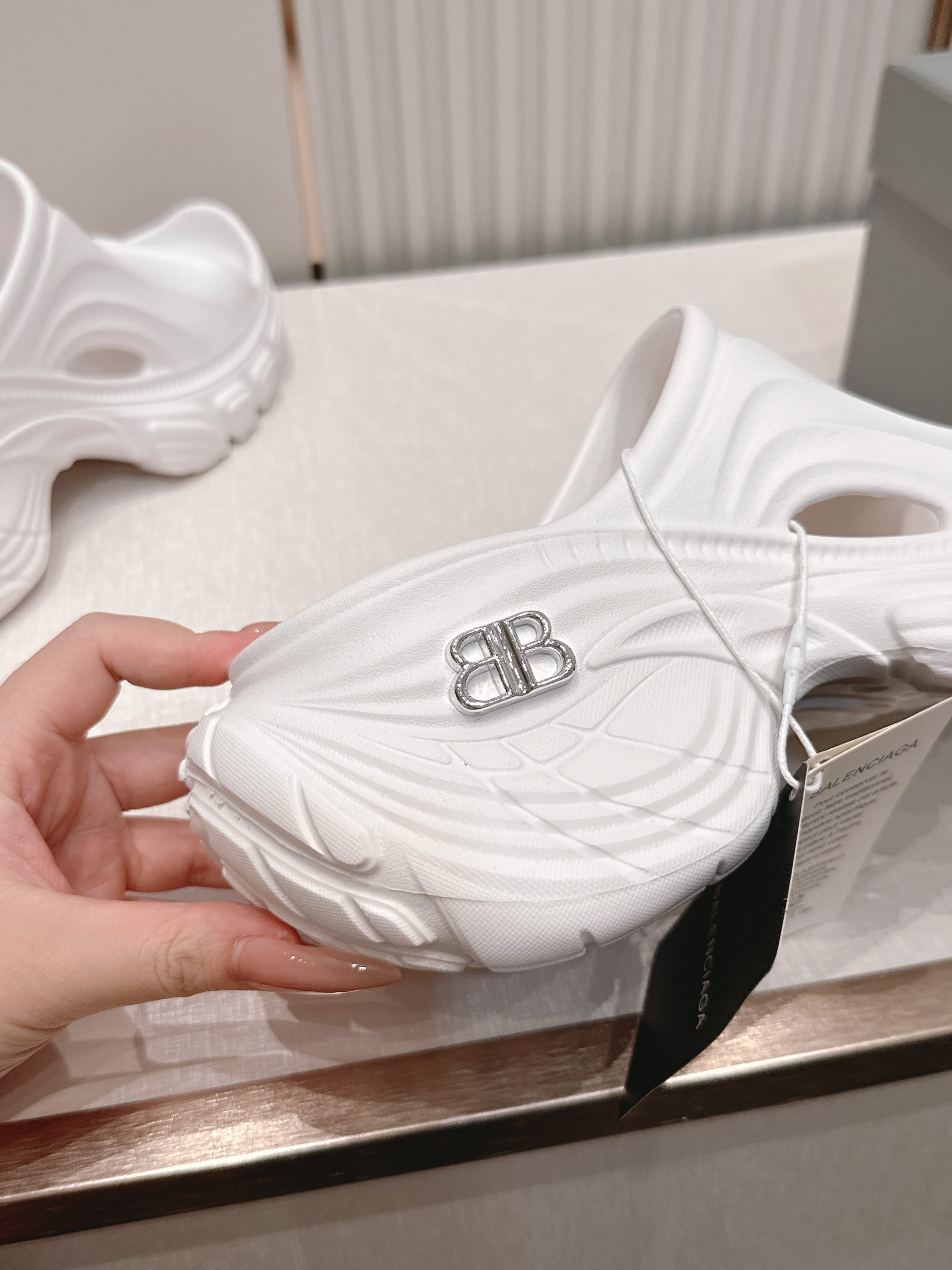 Balenciaga x Crocs巴黎世家联名洞洞鞋 最新春夏爆款松糕凉拖系列▪️原版开模EVA橡塑一