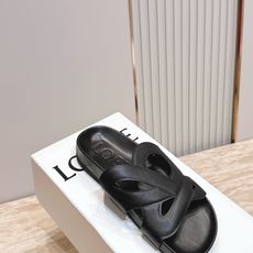 情侣款 罗意威LOEWE 2026夏季限量版的拖鞋,搭配春夏最火的色调,真正的休闲时尚拖,加若隐若现的美 情侣款 罗意威LOEWE 2026夏季限量版的拖鞋,搭配春夏最火的色调,真正的休闲时尚拖,加若隐若现的美