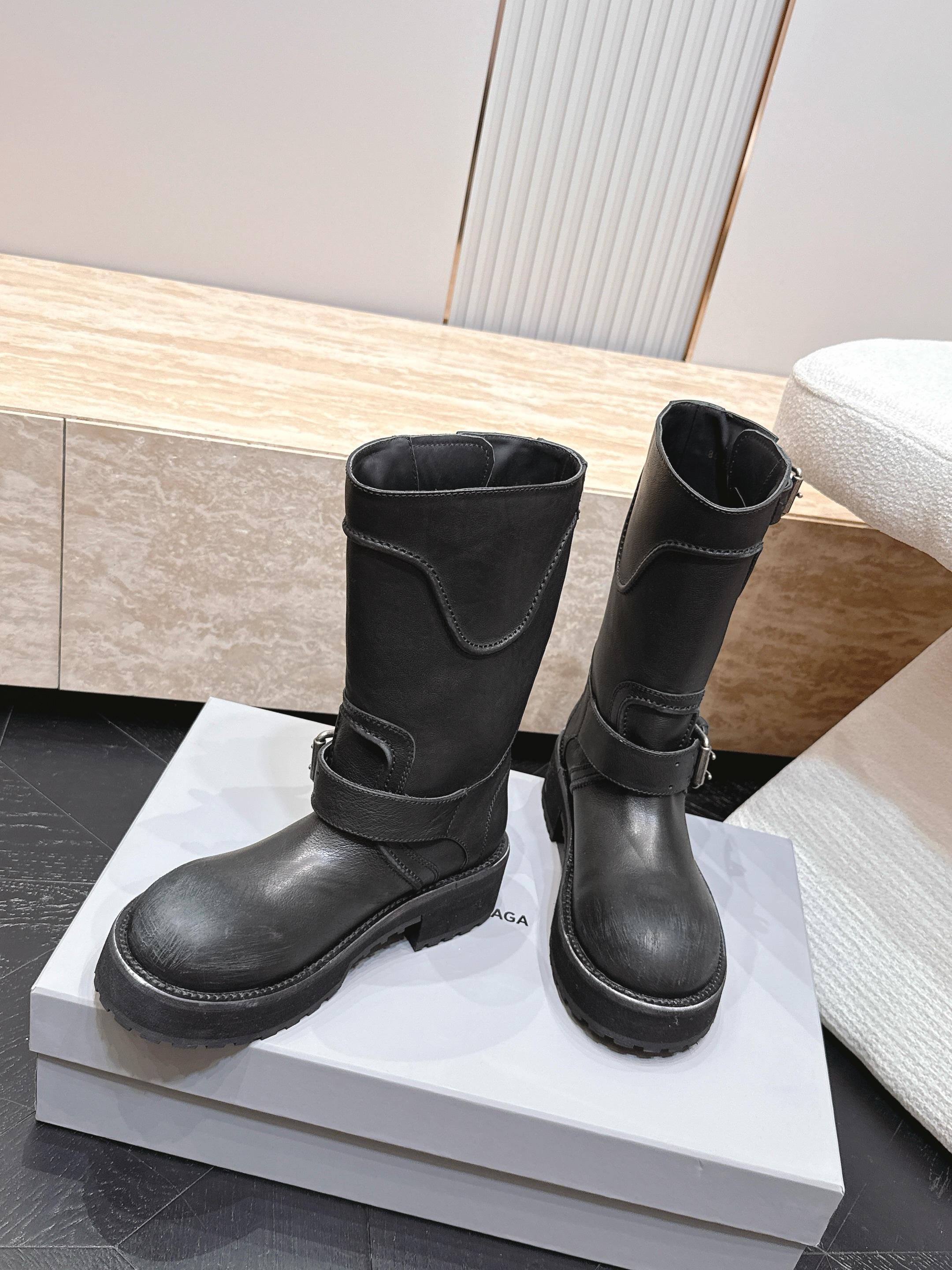 BALENCIAGA巴黎世家2026vs早秋新款靴子系列……【圆头复古厚底中靴】巴黎世家今年又出战靴！胖
