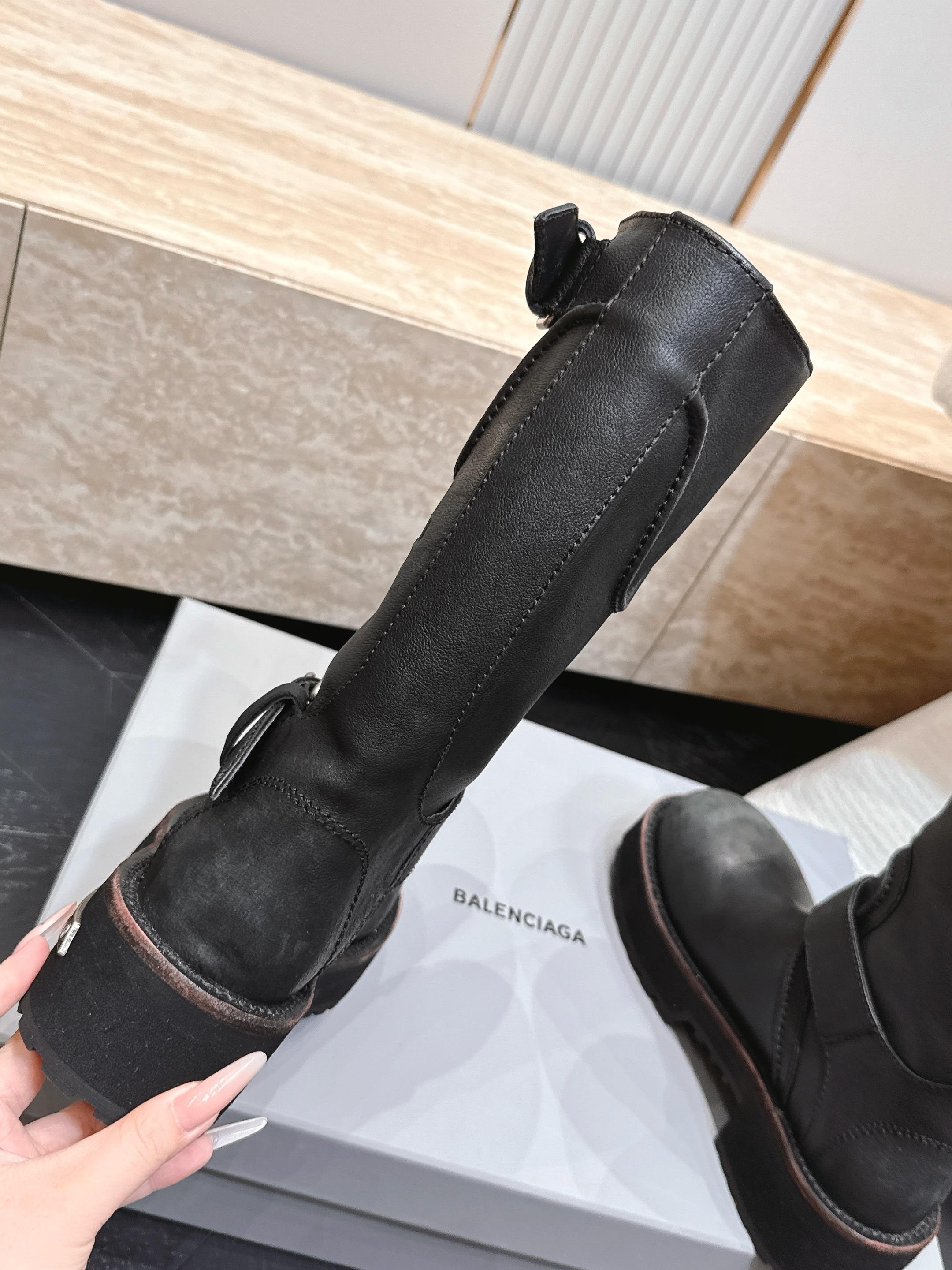BALENCIAGA巴黎世家2026vs早秋新款靴子系列……【圆头复古厚底中靴】巴黎世家今年又出战靴！胖