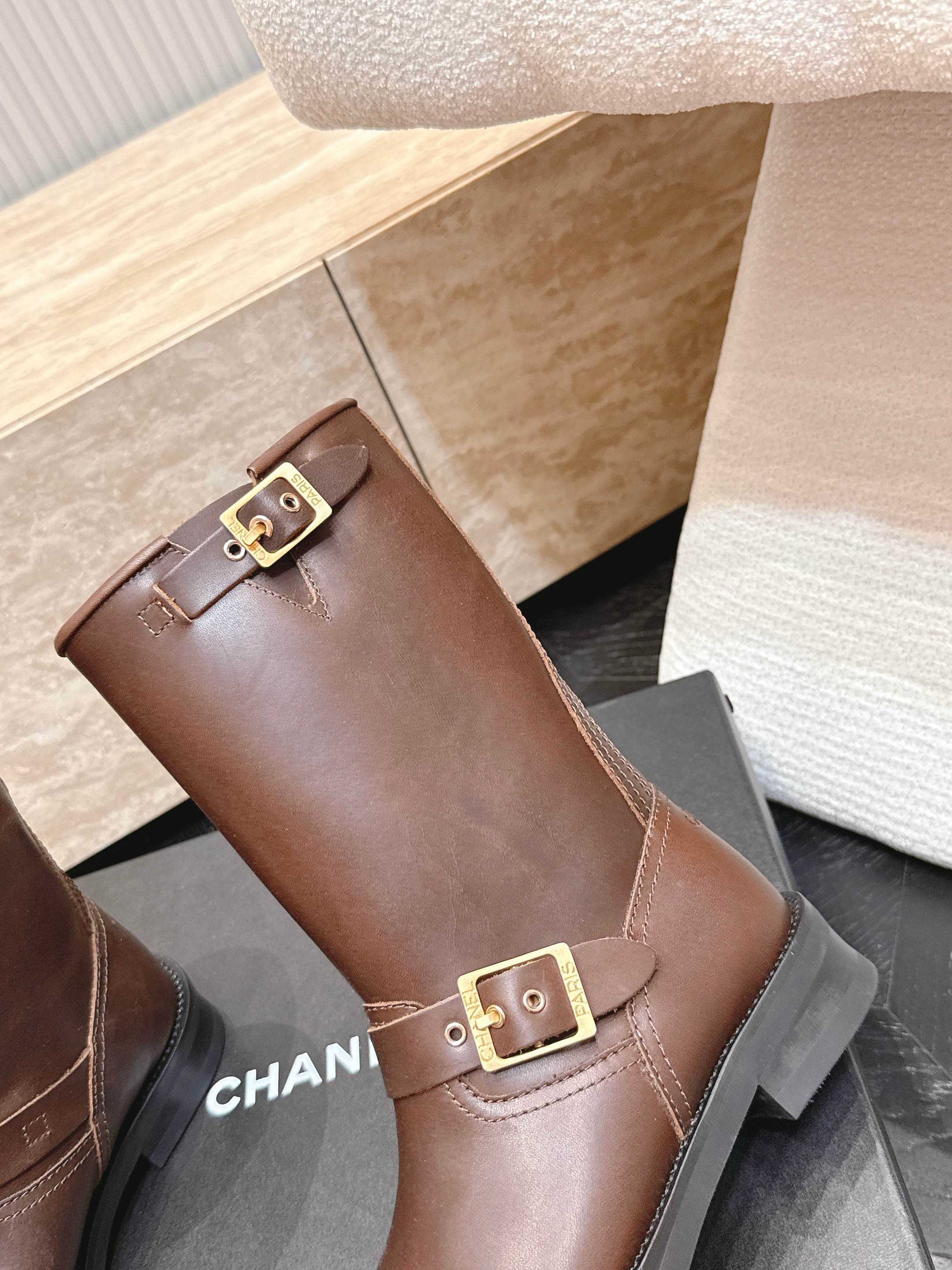 CHANEL 香奈儿 2026vs早秋新款靴子系列……【圆头厚底中靴】小香今年又出战靴！经典圆头这么可爱