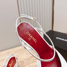 CHANEL 香奈儿 26vs春夏专柜最新时装凉鞋系列……【方圆头中跟凉鞋】香奈儿女士钟爱简约又难以抗拒 CHANEL 香奈儿 26vs春夏专柜最新时装凉鞋系列……【方圆头中跟凉鞋】香奈儿女士钟爱简约又难以抗拒