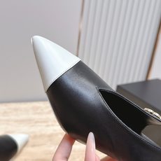 CHANEL 香奈儿26vs春夏专柜最新时装凉鞋系列……【尖头拼色凉鞋】香奈儿女士钟爱简约又难以抗拒系 CHANEL 香奈儿26vs春夏专柜最新时装凉鞋系列……【尖头拼色凉鞋】香奈儿女士钟爱简约又难以抗拒系