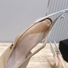 CHANEL 香奈儿26vs春夏专柜最新时装凉鞋系列……【尖头拼色凉鞋】香奈儿女士钟爱简约又难以抗拒系 CHANEL 香奈儿26vs春夏专柜最新时装凉鞋系列……【尖头拼色凉鞋】香奈儿女士钟爱简约又难以抗拒系