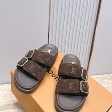 男款Louis vuitt..ss26 new arrival~夏季拖鞋全真皮经典皮带扣LV标志,简约又 男款Louis vuitt..ss26 new arrival~夏季拖鞋全真皮经典皮带扣LV标志,简约又