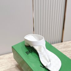 BV 26vs春夏最新凉鞋爆款系列……【圆头编织夹趾凉鞋】 冻果控们有啦福,小红巨书网多红星明上身!脚 BV 26vs春夏最新凉鞋爆款系列……【圆头编织夹趾凉鞋】 冻果控们有啦福,小红巨书网多红星明上身!脚