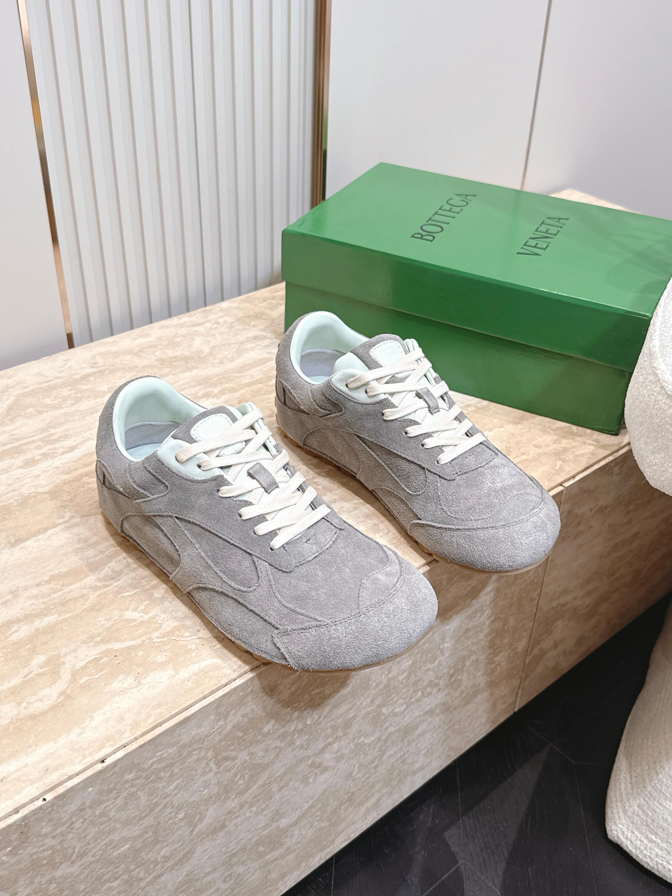 女🌾2026新色系！情侣款 Bottega Veneta(BV葆蝶家)OrbitFlash系列复古运动鞋