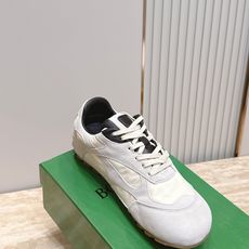 女🌾2026新色系!情侣款 Bottega Veneta(BV葆蝶家)OrbitFlash系列复古运动鞋 女🌾2026新色系!情侣款 Bottega Veneta(BV葆蝶家)OrbitFlash系列复古运动鞋
